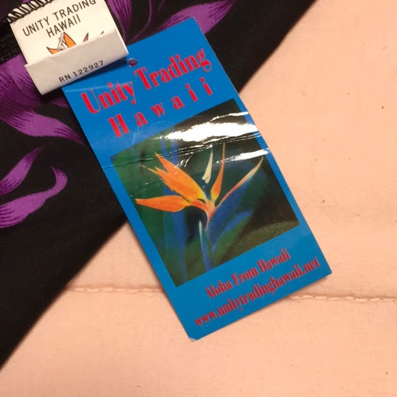 Hawaii Sarong NWT. Size is 72” x 46”. - Picture 4 of 4